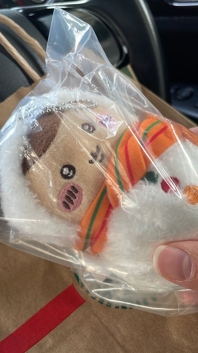 ホクロマン。👅💚 tweet media