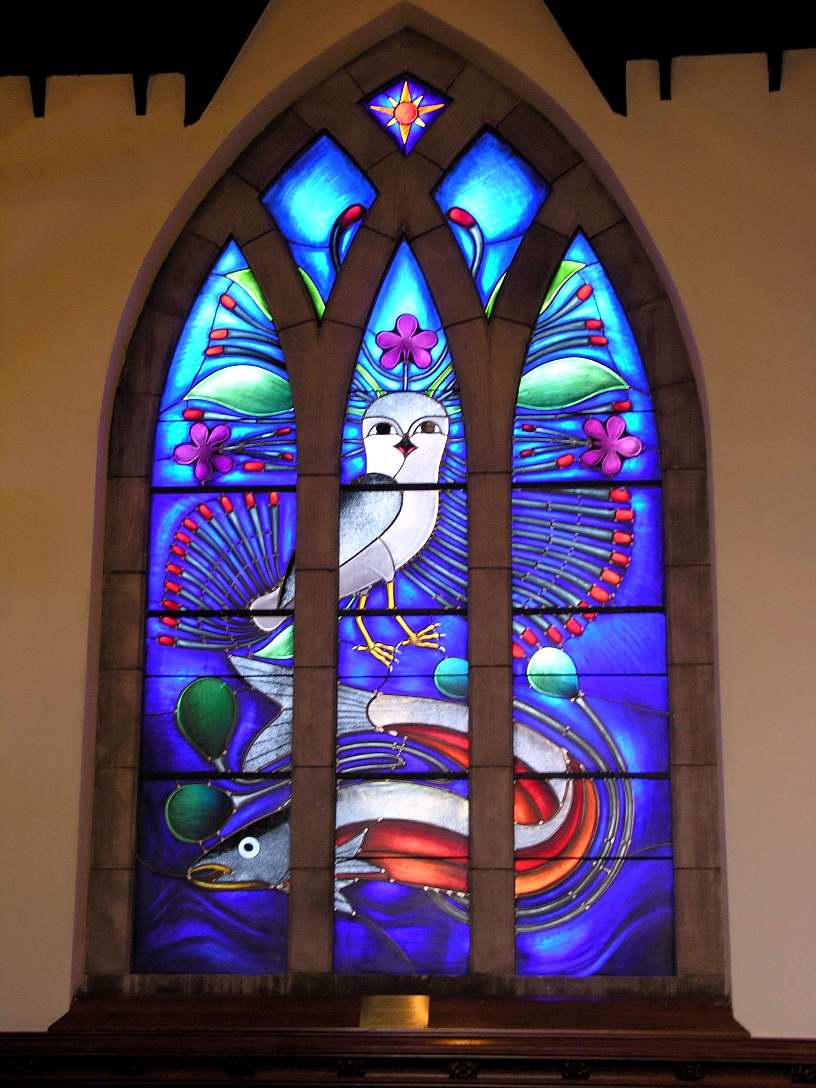 womensart1's tweet photo. Inuk artist Kenojuak Ashevak designed this stained gjass window at John Bell Chapel of Appleby College in Oakville (Ontario) near Toronto (Canada) #Womensart https://t.co/F9lIdf1i2e