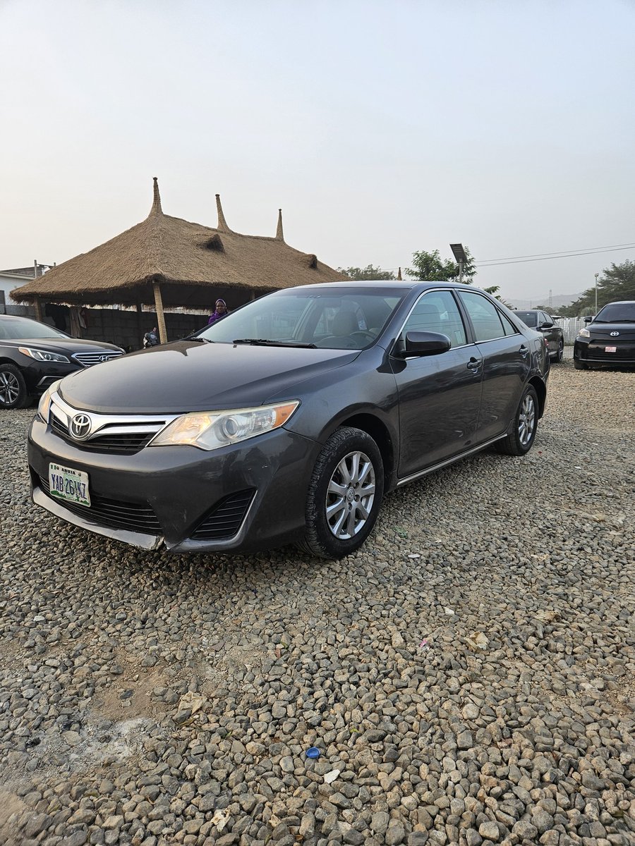 muhammad_maraf's tweet photo. >Bought brand new 2013 Camry LE with duty for sell
>first body 
>untampered engine and gear
>AC chilling 
>asokoro, abuja
>9.6m 
Whatsapp: 08155756267 https://t.co/bUZYporYOW