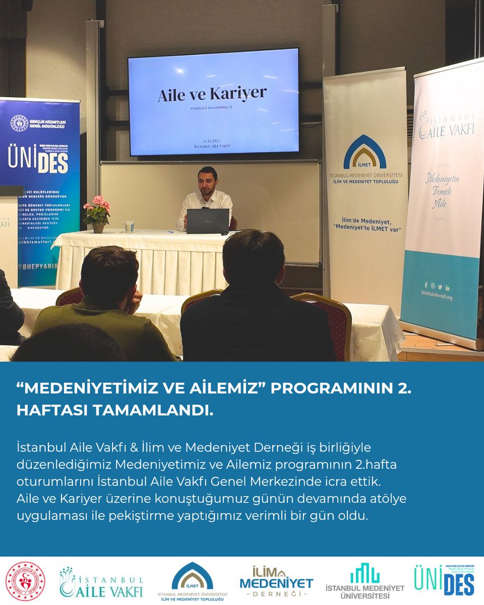Dolu dolu geçen 2 hafta, kıymetli hocalarımız, ufuk açıcı atölyeler ve geriye kalan bu güzel kareler... 📸
​"Medeniyetimiz ve Ailemiz" programımızı Elhamdülillah gerçekleştirdik. Katılan, değer katan herkese teşekkürler.
​Yeni rotalarda, yeni projelerde görüşmek üzere! 👋