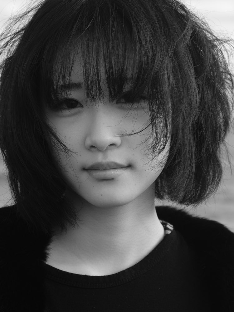 「　　」
在ること自体が尊く美しい。
なにかを成すことに意味があるのではなく、なにかを成そうと在り続けることに意味があるのかなと思います。だからこそ在ること自体が尊く美しい。

そしてまた在りのままを写す写真（実存証明たる写真）を撮る行為も尊く、大切にしたいと思います。