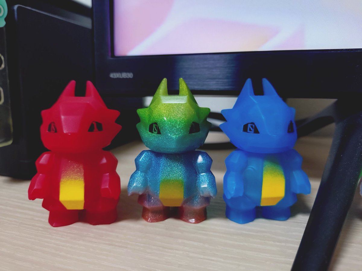 nekorat(ネコラット)ソフビ製作中！次は12/13土曜日クリマ (@_nekorat