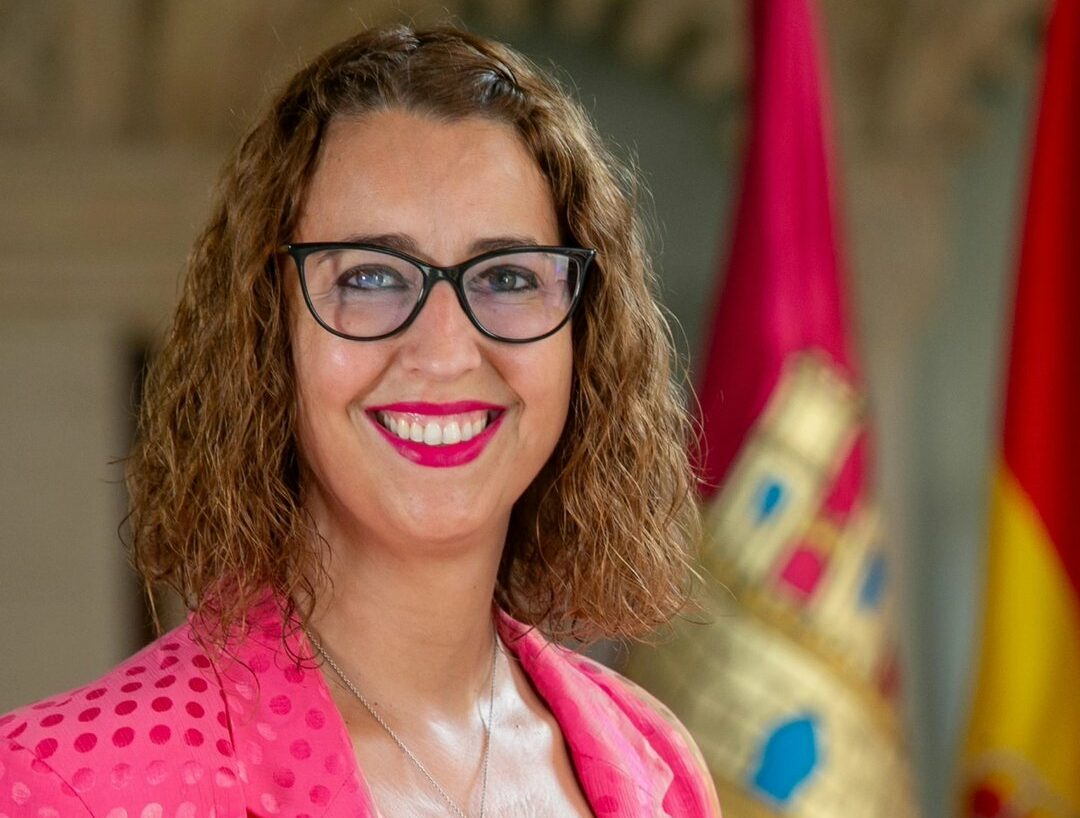 No hay NADIE en FERRAZ que echen a esta mujer del <a href="/PSOE/">PSOE</a> hizo unas declaraciones muy graves es la mano que mece la cuna de los TRAIDORES y COBARDES