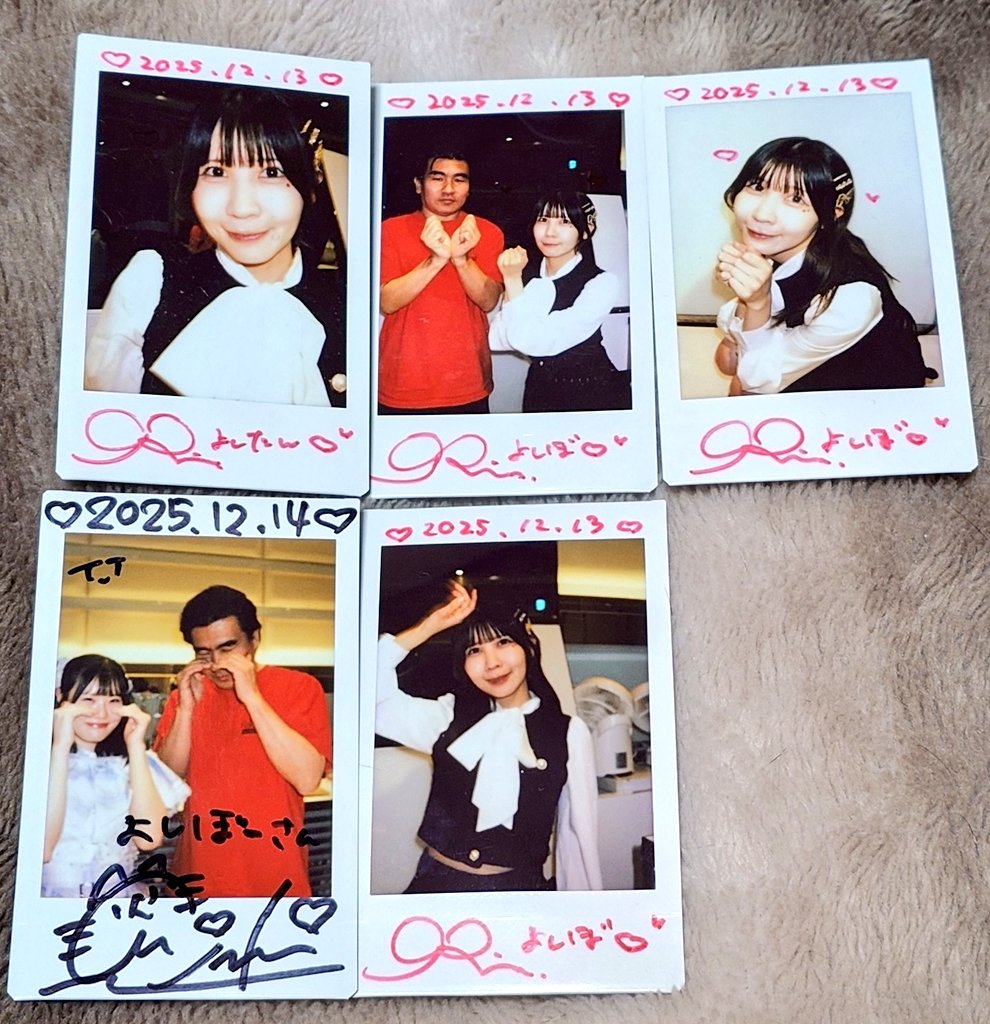 何故かノーマルチェキだと13日と書いてしまう恋水さんと 恋水さんと