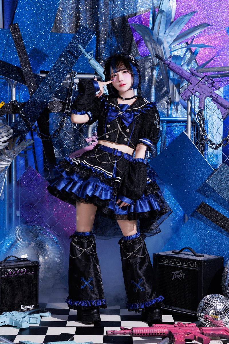 このたび✖︎@VVSiS_Official ✖︎のメンバーになりました 青色担当