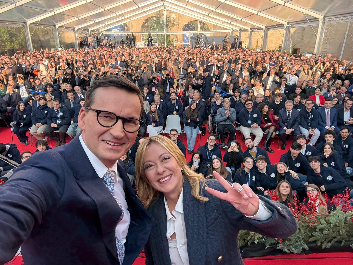 Pozdrowienia z Rzymu z Premier <a href="/GiorgiaMeloni/">Giorgia Meloni</a> 🇮🇹🤝🇵🇱 #Atreju2025