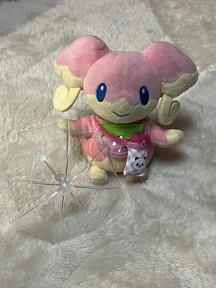audinoism's tweet photo. タブンネさんはやく雨降るといいね🎵体全部入るかな？
#ポケモンfit #ぬい撮り部 #タブンネ https://t.co/jTlAFKG2OU