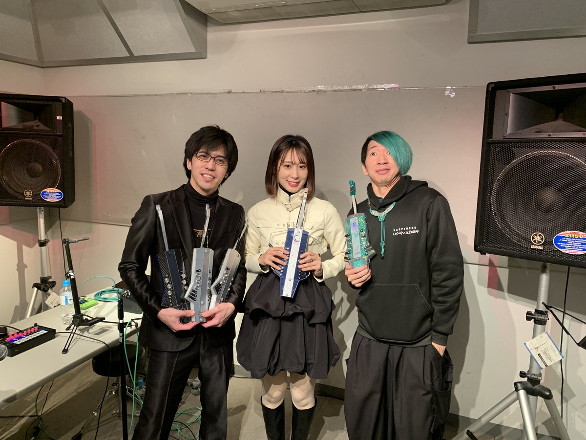 shima_machida's tweet image. #NuRAD セミナー無事終了！人気ウィンドシンセの魅力を丁寧に解説して頂きました♪講師の #千野哲太 さん、#musa さん、#BANANAsu さんによるトリオ演奏は圧巻のパフォーマンスでした！
ご参加頂いた皆様、千野様、musa様、BANANAsu様、#コウスキミュージック 様、本日は誠にありがとうございました！