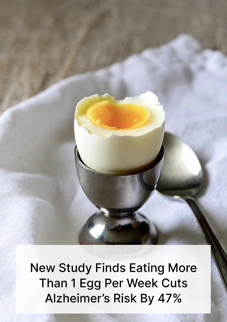 sciencegirl's tweet image. Eating eggs regularly may support brain health in older adults. Eggs are rich in choline, a nutrient essential for producing acetylcholine, a neurotransmitter important for memory and learning. Higher choline intake has been linked to better cognitive function, and observational…