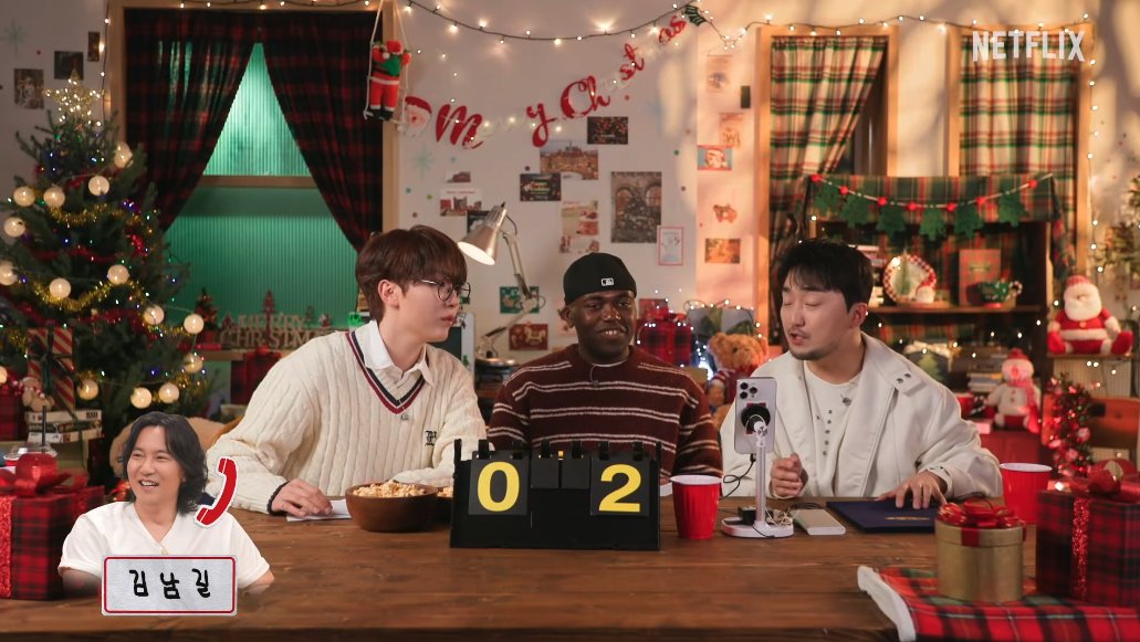 <라이브 하러 온 건 맞는데>, 지금 남길이와 절찬 전화중📞
youtube.com/watch?v=ztb7TO…