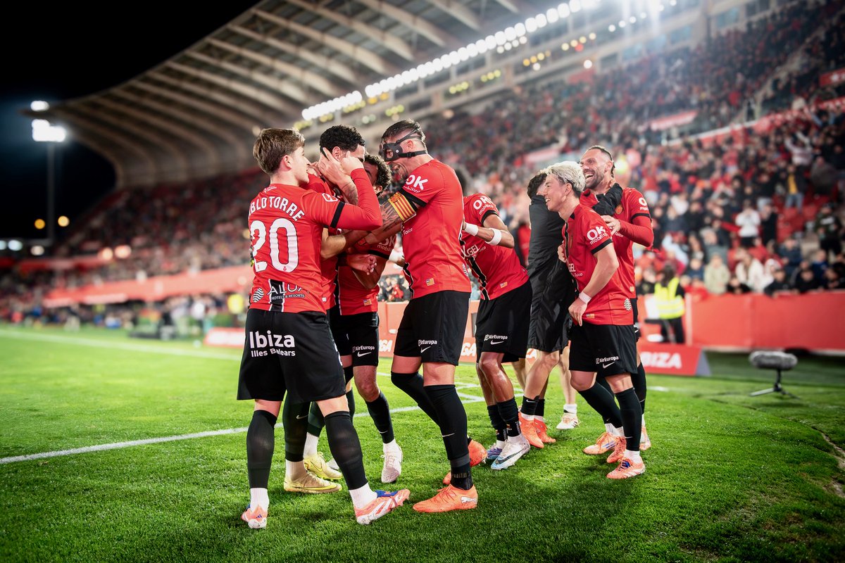 MuriqiVedat's tweet photo. #Junts som millors 🔴⚫️🏴‍☠️ https://t.co/XURqtnv0Ou