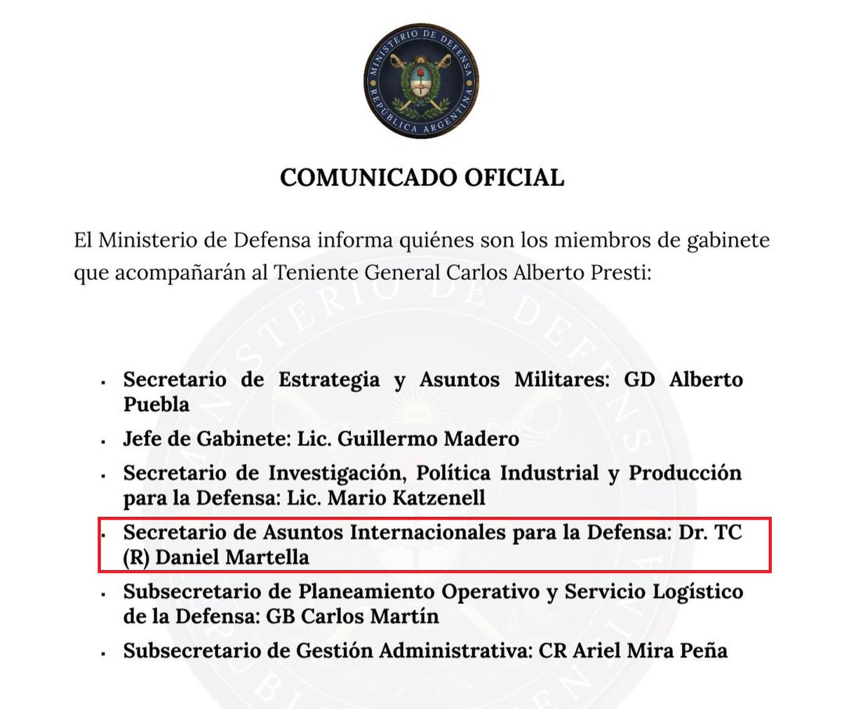 ant1_ignorancia's tweet photo. Dato: del gabinete de #Presti a los malvineros nos interesa el Teniente Coronel (R) Daniel Enrique #Martella, que reemplaza al infame Battaleme (los ingleses y chilenos se ponen tristes con su partida).
Martella es más patriota que Juan, esperemos que logre revertir sus derrotas. https://t.co/nv7Ub1obqX