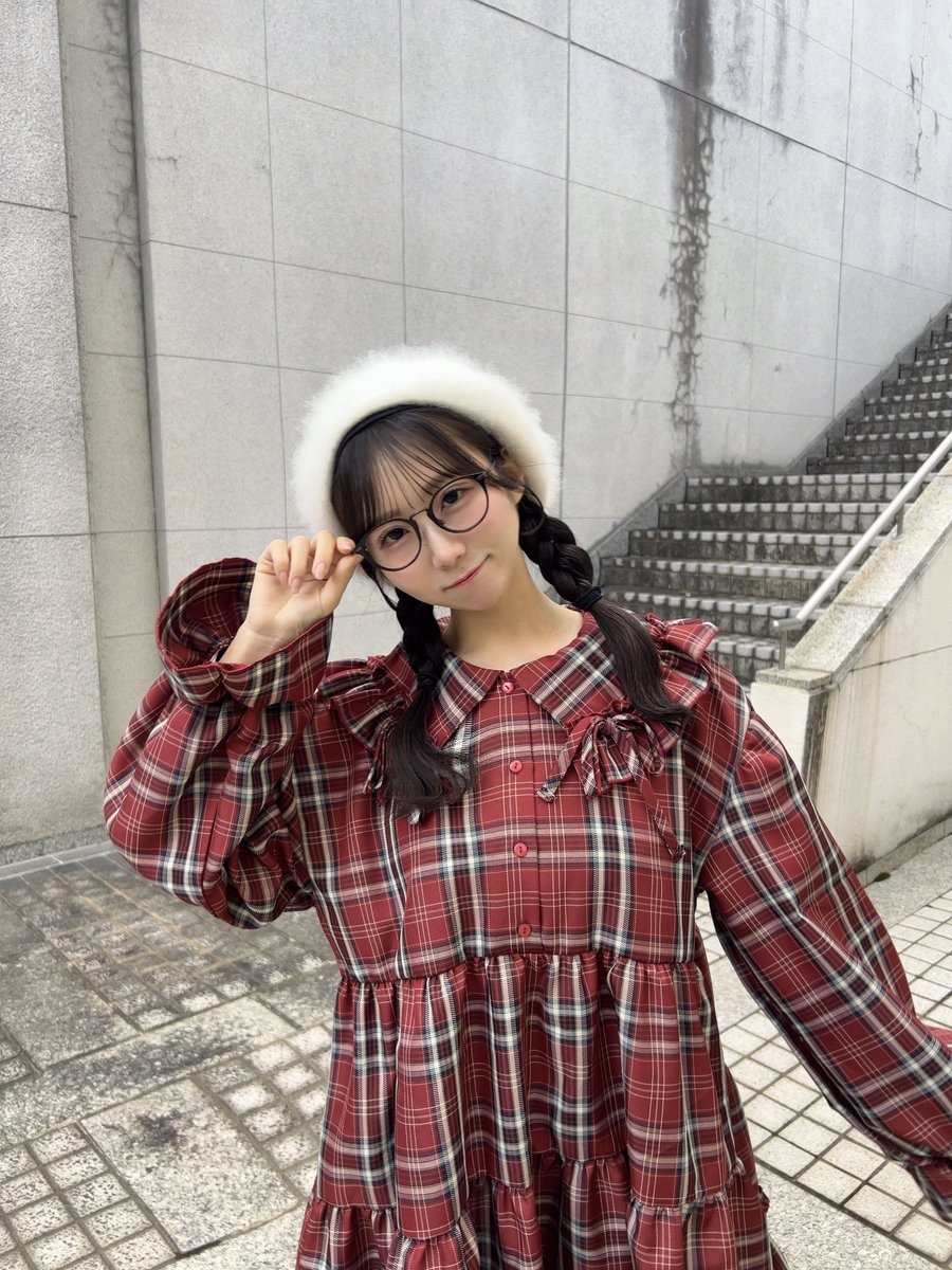 極美品⭐︎familiar 半袖ワンピース 赤 チェック　130cm 極美品⭐︎familiar 半袖ワンピース 赤 チェック 130cm 極美品