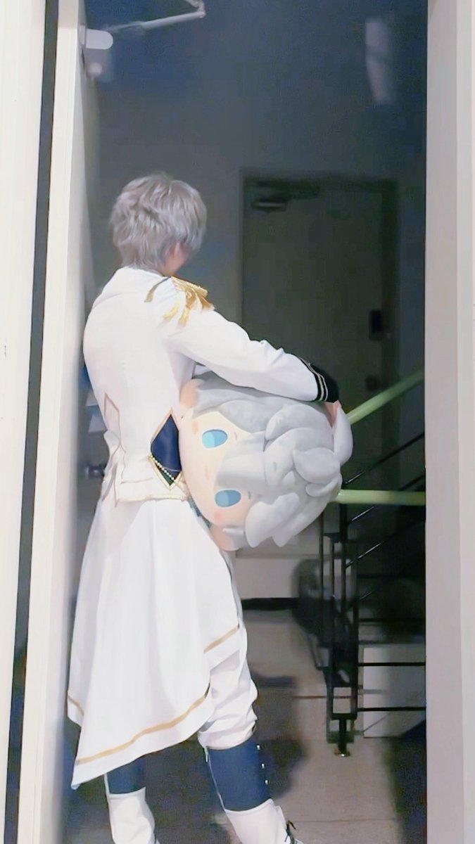 🎀💝

한스타 5주년을 진심으로 축하드립니다! 🦇🐱
오프라인 이벤트 함께할 수 있어 영광이었고, 정말 즐거웠습니다
감사합니다

🎀💝

#앙상블스타즈
#앙스타_5주년_캠페인
#5uperLove