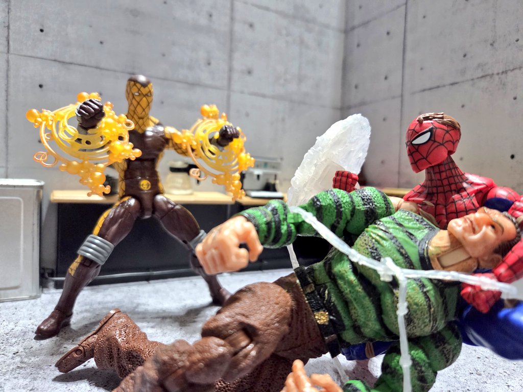 アメリカからのお土産、バトルダメージ版スパイダーマン！ 本場