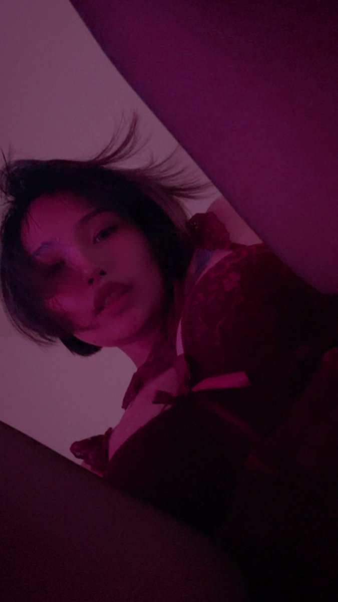 想到你 床又濕了…
學聰明了 
但還是濕一片 

嗚嗚嗚嗚嗚嗚🥹
#噴水 #大奶 #黑絲 https://t.co/Mb93roPTq7