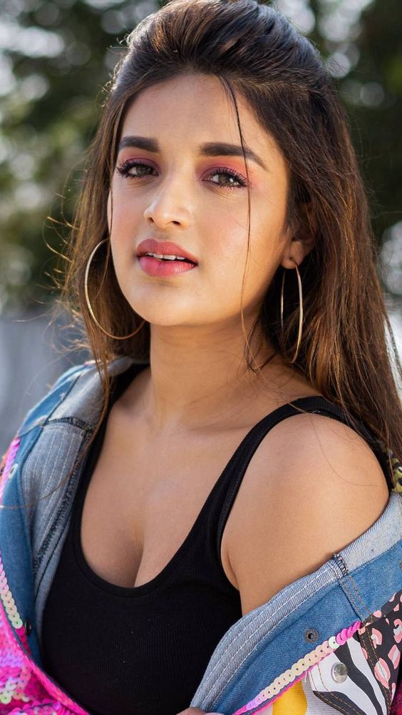Aa cuteness matram vere level💗 <a href="/AgerwalNidhhi/">Nidhhi Agerwal</a>  #NidhiAgerwal