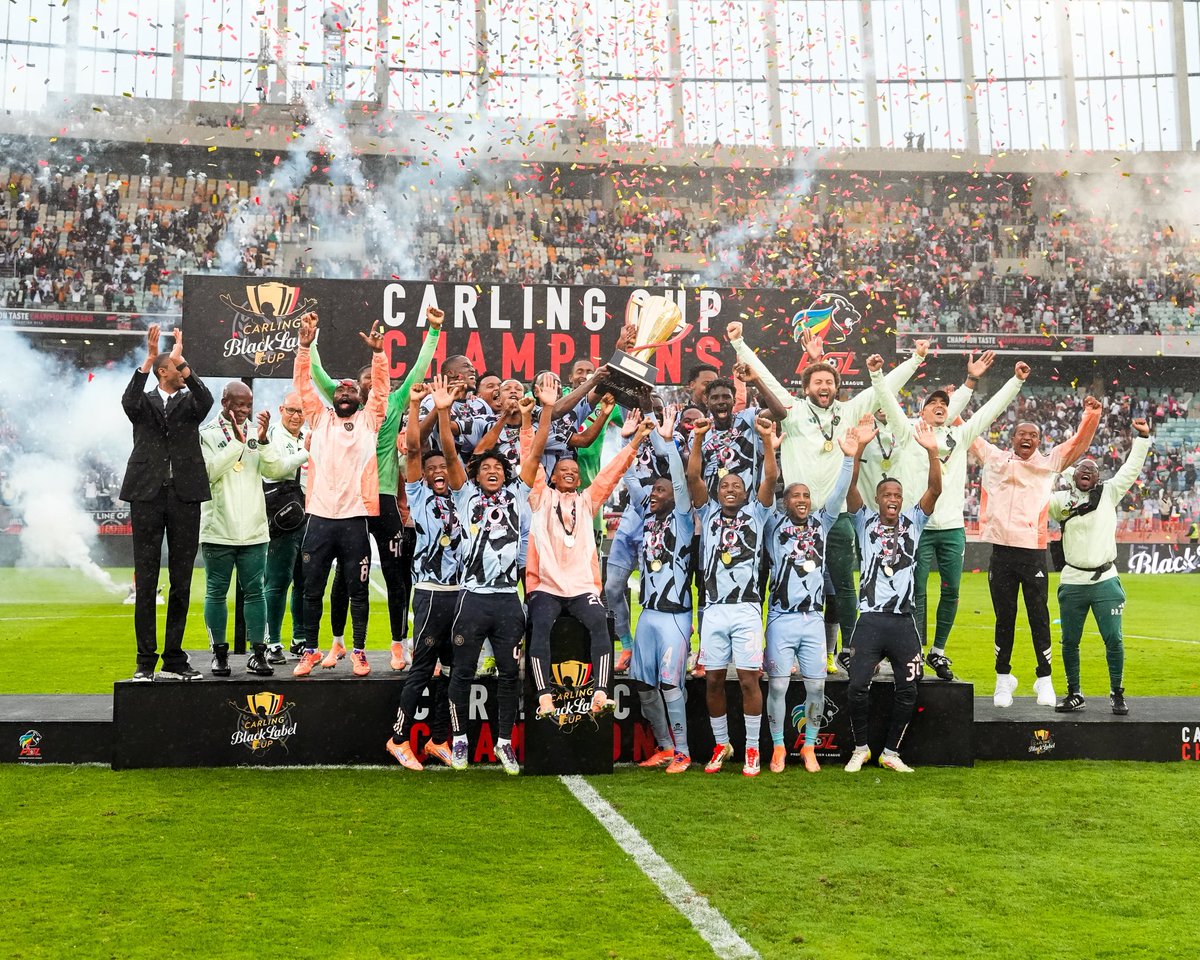 No Orlando Pirates fan will scroll past this post without liking it. ♥️♥️