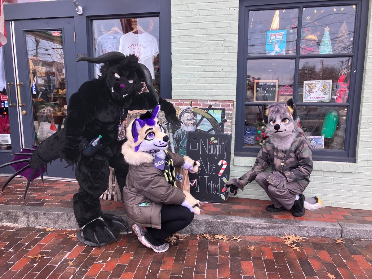 shadowmoonray's tweet image. I'm playing catch up with my shorts.