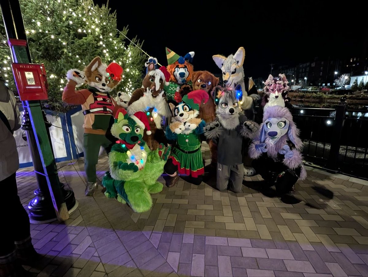 shadowmoonray's tweet image. 