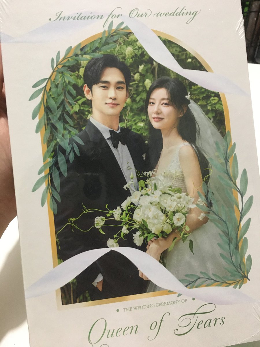 danisells12's tweet photo. wts lfb ph

QOT OST Album

- onhand
- mint condition
- complete inclusions
- x sensi, x rush
- prio payo
- mop: gcash/bank
- mod: j&amp;t direct

🏷️ queen of tears official soundtrack album baek hyun woo hong hae in
#queenoftears #QOT https://t.co/83K1p9lHXm
