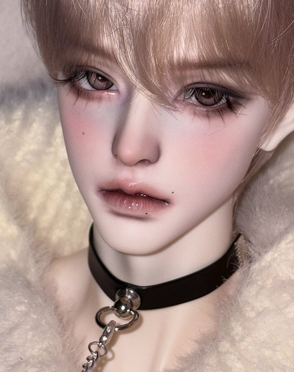 ✨Flamango Eyes✨
세상 영롱한 반짝말랑젤리안구🥰
이벤트 랜덤 안구인데 주문제작한 것처럼 찰떡이에요..
도위 갈색안구 해줘야지~ 했는데 마법처럼 갈색으로 보내주셧다🙇‍♀️🫶