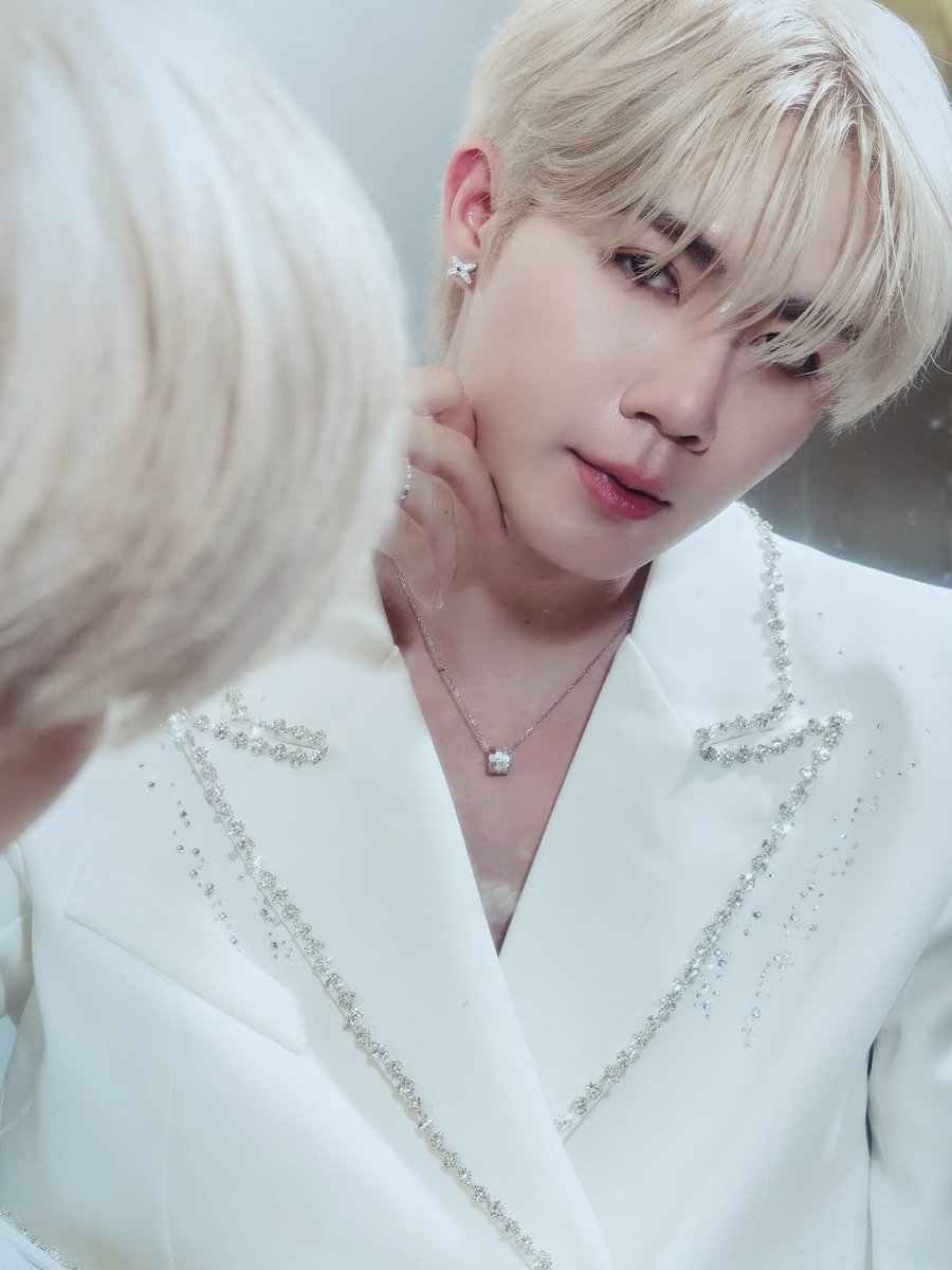mycwrzp's tweet photo. IG : zeepruk

หล่อเหมือนไม่มีอยู่จริง🥹✨

@Chaumet #Chaumet 

˚𖤐 @zee_pruk 𖤐˚
#ZeePruk #Zunshine https://t.co/SCF7KzlxA4