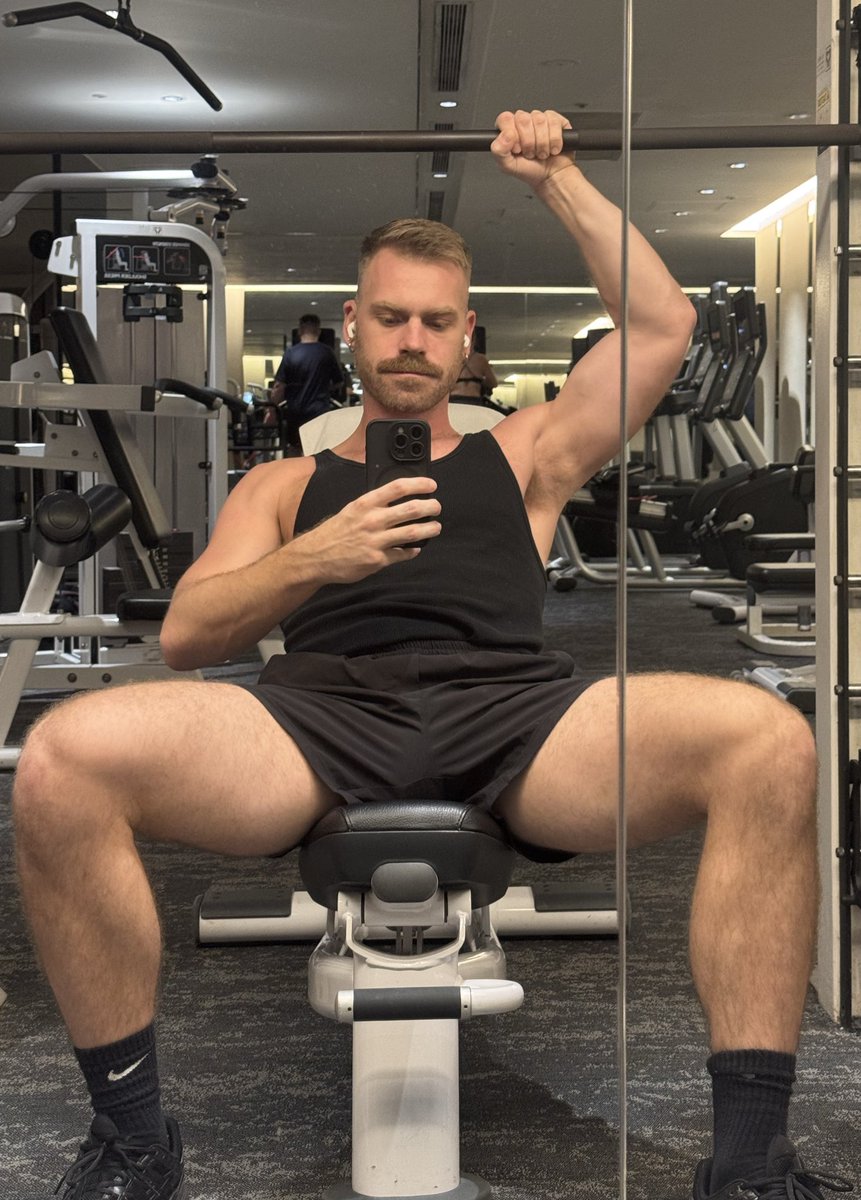 Hunter Williams (@xhunterwilliams) on Twitter photo 