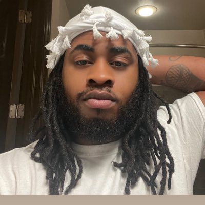 Loyal T [Teezy] tweet media