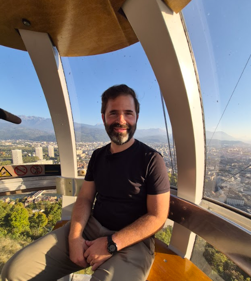 Esta nit, als Alps francesos…

🌲 Paisatges alpins impressionants entre boscos, muntanyes i aire pur
🚴‍♂️ Rutes en bicicleta per camins verds i sendes naturals
🏘️ Pobles medievals perfectament conservats
🧀 Gastronomia tradicional amb formatges i sabors d’alta muntanya