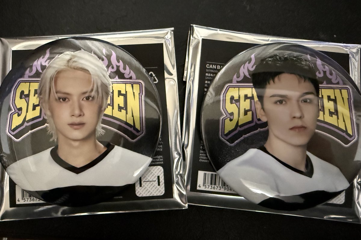 SEVENTEEN 交換 HOME トレカ 缶バッジ アクリルキーリングー アクキー