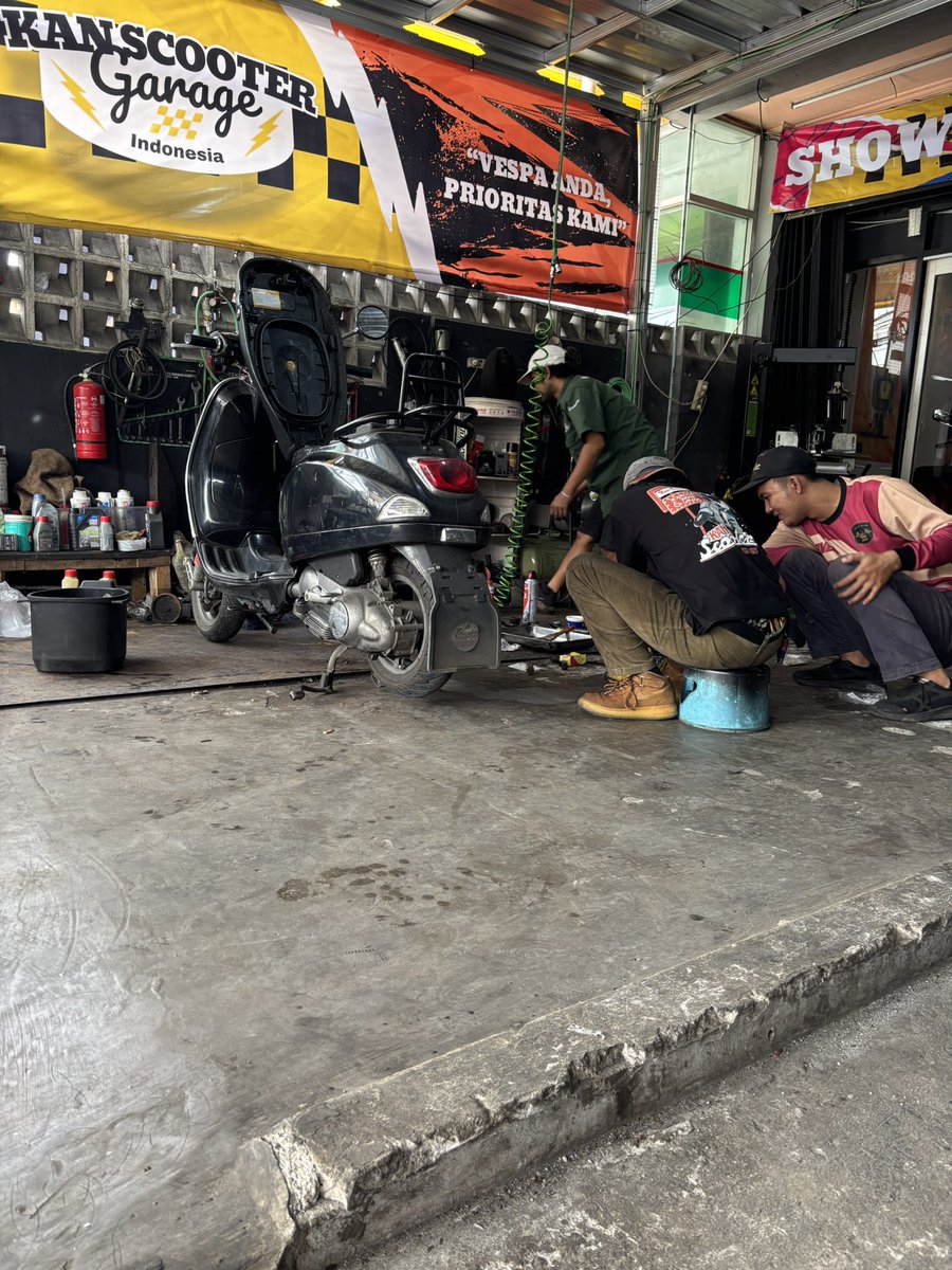 RevinfajarR's tweet photo. Ada aja, baru seminggu lewat udah balik lagi kesini https://t.co/dIxbhb87zU