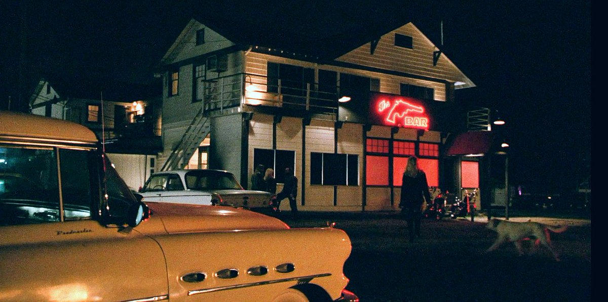 choppingwoodpod's tweet image. Twin Peaks after dark