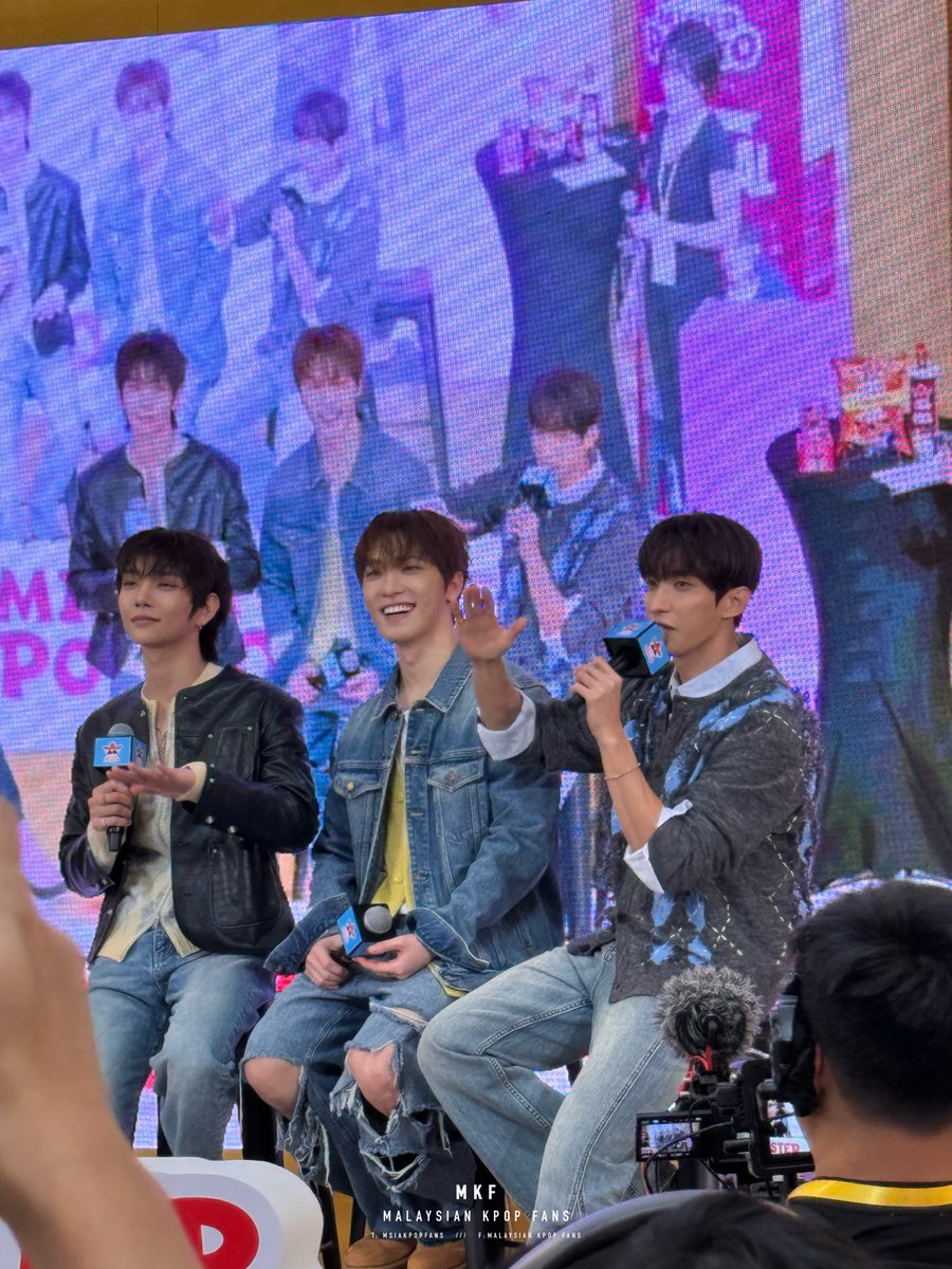 msiakpopfans's tweet photo. [📸] 251214 Ready for Mister Potato Jinjja Crunch Meet and Greet with with Joshua, DK &amp; Dino of SEVENTEEN

#SEOKSOOCHANbalikMALAYSIA #SEOKSOOCHANinKL #MisterPotato #JinjjaCrunch #DK #도겸 #JOSHUA #조슈아 #DINO #디노 #SEVENTEEN #세븐틴 #SEVENTEENinKL #SEVENTEENinMY https://t.co/weEWyqvg0n