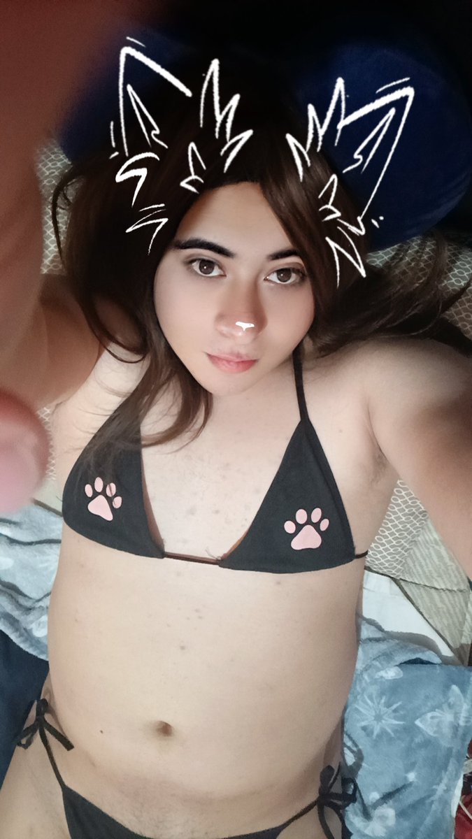 Chica femboy/TV 
Tengo venta de contenido solita 😔 y quiero empezar a tener clientes que me cojan rico y poder grabar como gimo como perrita!

Agenda y te doy un vídeo de regalo al agendar!