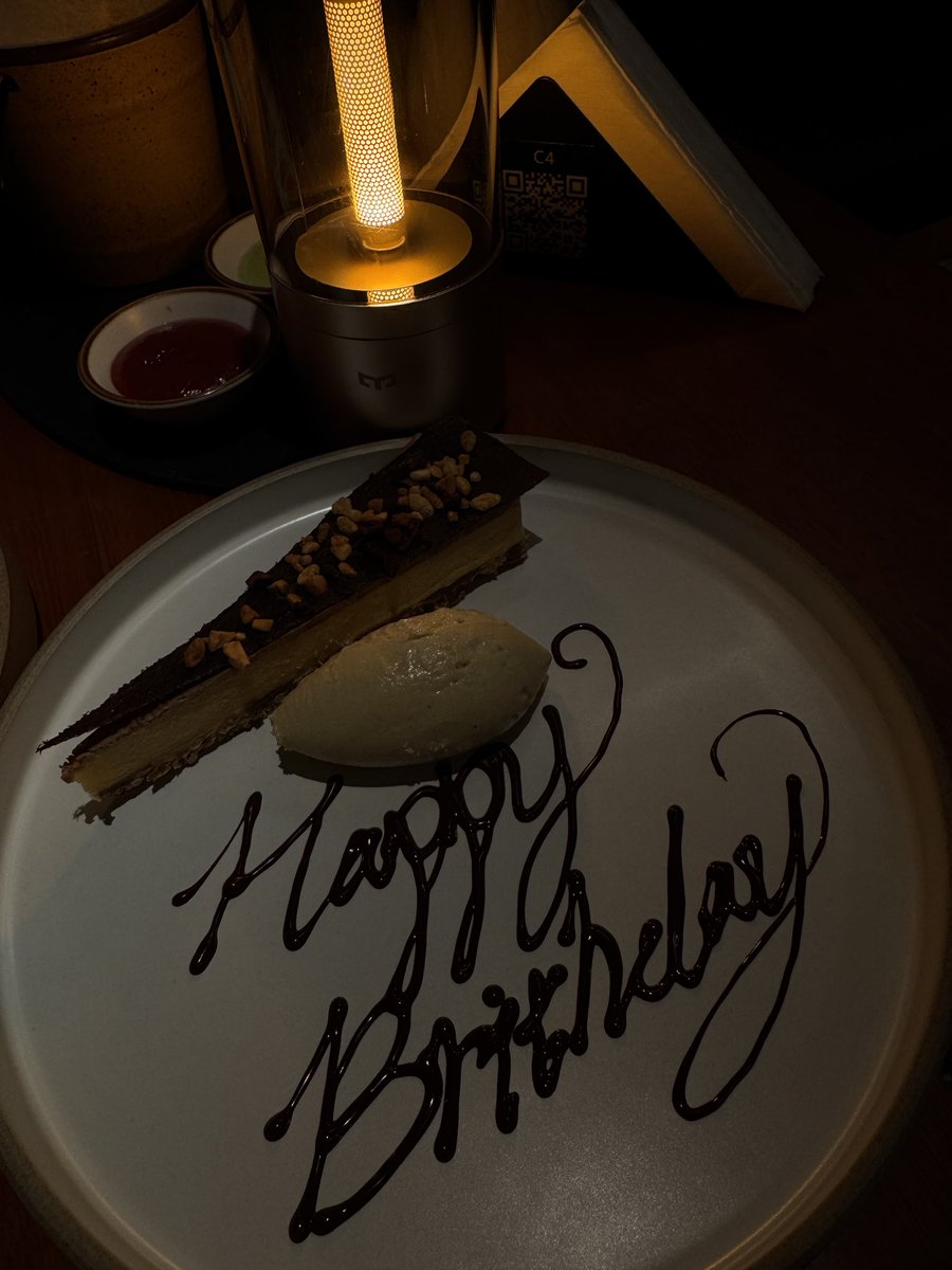 NEGIN🎀 tweet media