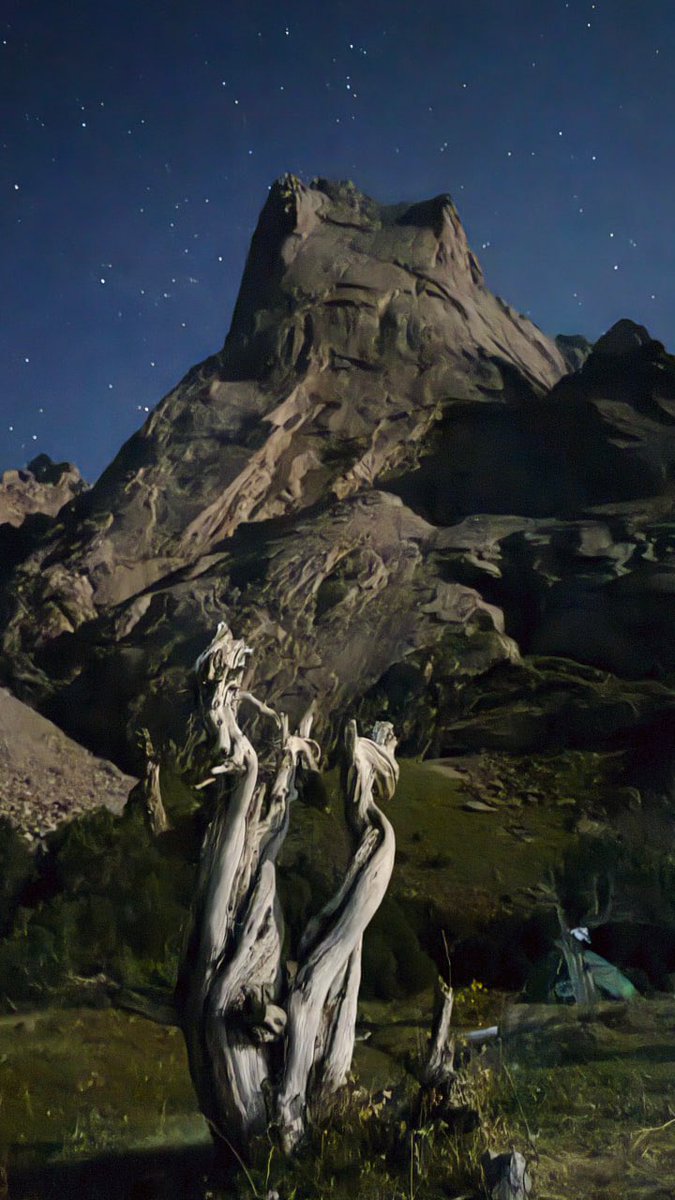 centralasiakg's tweet photo. https://t.co/YCQU2fP23t 

#asianpatagonia #trekking #adventure2026 #rockclimbing https://t.co/VRPYISiz5U