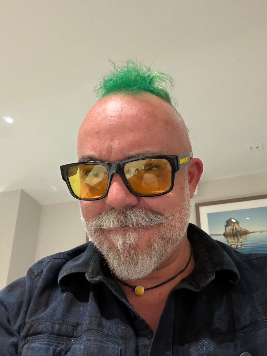 nzvorn's tweet photo. Xmas https://t.co/w7n7dhIeIc