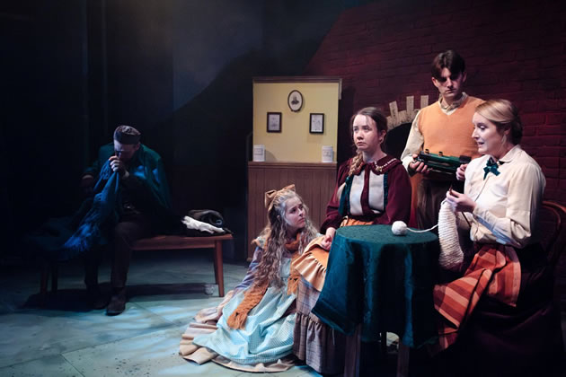 The Railway Children Pulls into the Tabard with Aplomb
Susan Stanley-Carroll rates production as a mini-masterpiece chiswickw4.com/info/evtabard3…