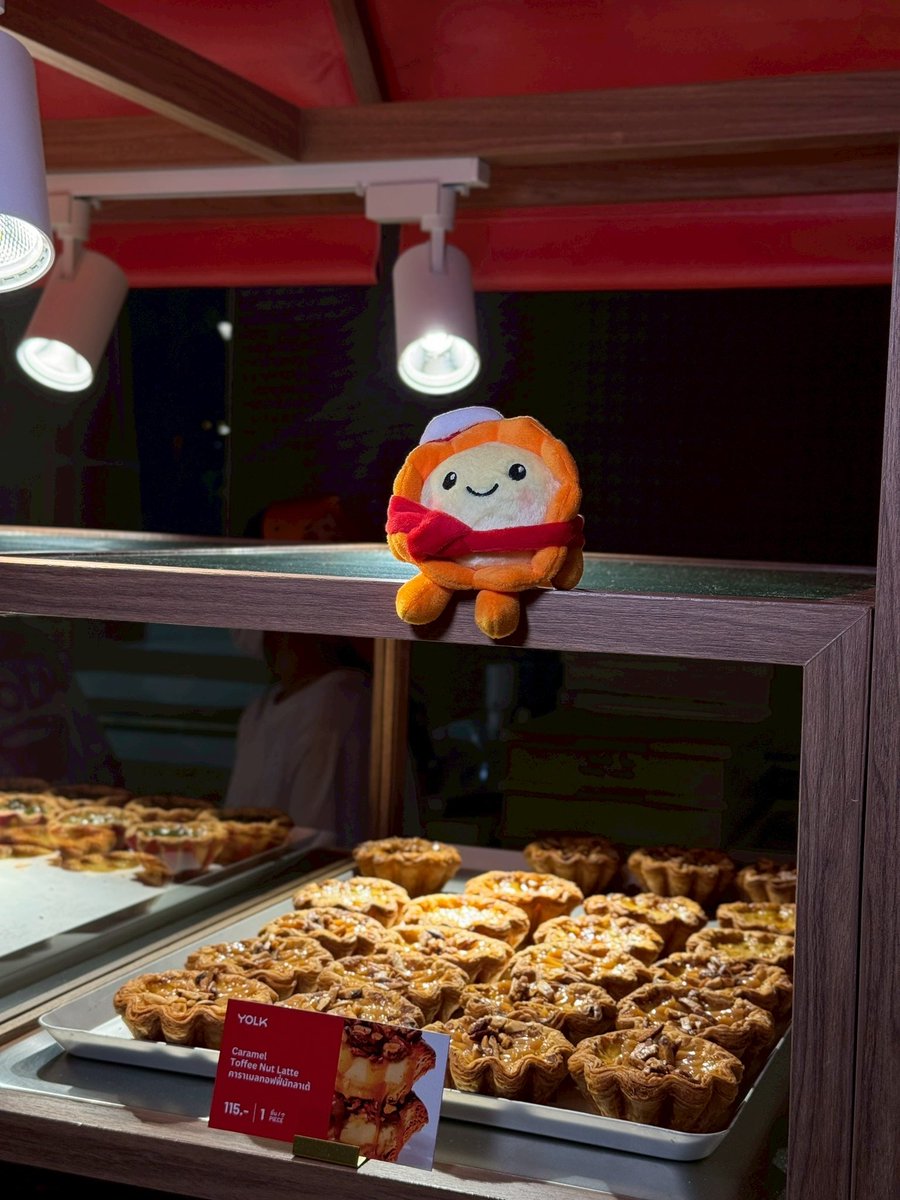 yolkthailand's tweet image. พี่รู้มั้ย หนูมารอพี่ที่ GOODFOOD ทุกวันเลยนะ.. วันสุดท้ายแล้ว มาหาหนูด้วยน้าาาา😼🧡

📍GOODFOOD FEST Booth A15 at Thai Smile Bus

#YOLK 
#YOLKThailand
#GOODFOOD