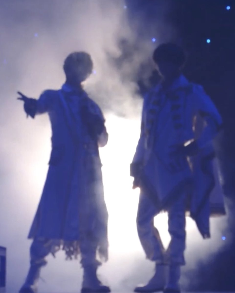 KPDYのポーズで登場するキンプリちゃん