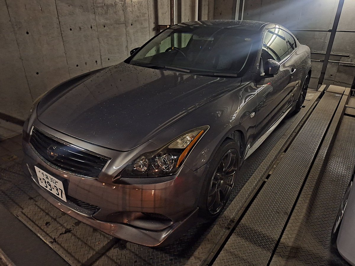 兄の車がV36スカイラインから限定カラーイエローのGR86に😊 #V36