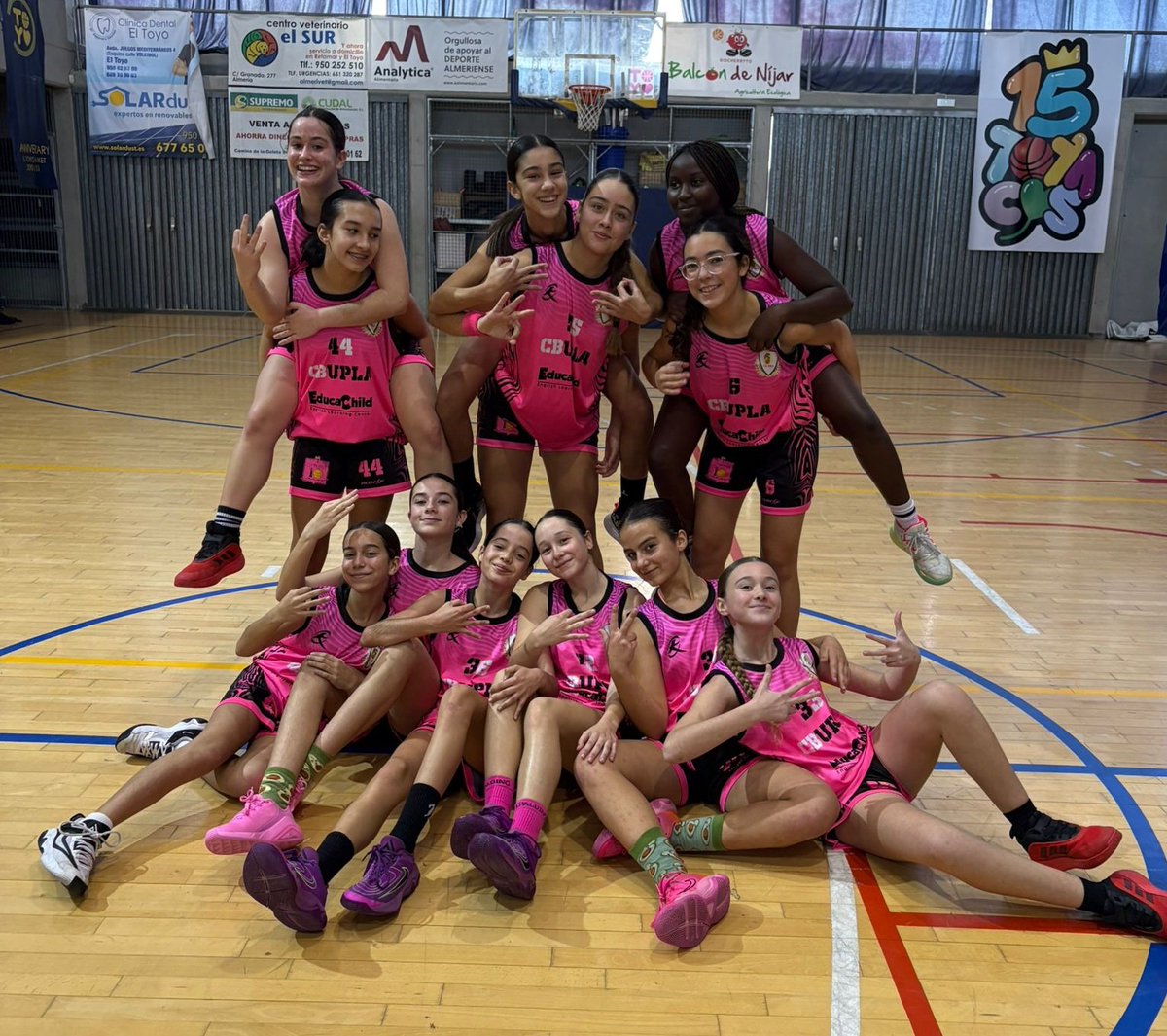 Tremendo partido y victoria ✌️ para nuestras infantiles <a href="/EducaChild/">EducaChild</a>. 41-48 y frente a nuestras amigas y rivales <a href="/eltoyobasket/">El Toyo Basket</a>. <a href="/AlmeriaFAB/">FAB Almería</a> <a href="/FAB_Andaluza/">Federación Andaluza de Baloncesto</a>