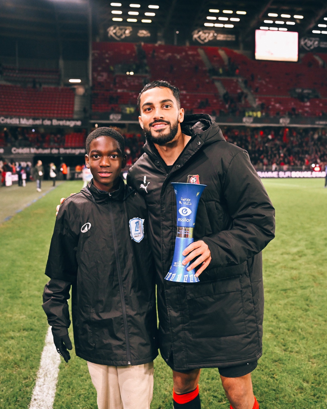 التعمري يبدع ويمتع ويحصل على جائزة رجل المباراة. خلال دقيقتين فقط، في مباراة جرت مساء أمس التعمري سيجل هدفًا ويصنع آخر ليقود فريقه رين للفوز 2-1 على بريست في الدوري الفرنسي! #الأردن 