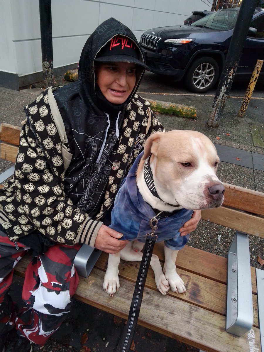 LebrockTony's tweet photo. Sat🌄🐾Taking Papa's 2 Work!
 🤎🐾💙🤎😎👑🫰🤎💙🐾🤎 
#SaturdayVibes #staffievibes 
#goingtowork #doghelper #dogsoftwitter #pittieparent 
#dogdad #dogking #pittielife 
#pittrageous #dogswin #pittie  #MadamRiley #joey #doglove https://t.co/0JVNhnpmRC