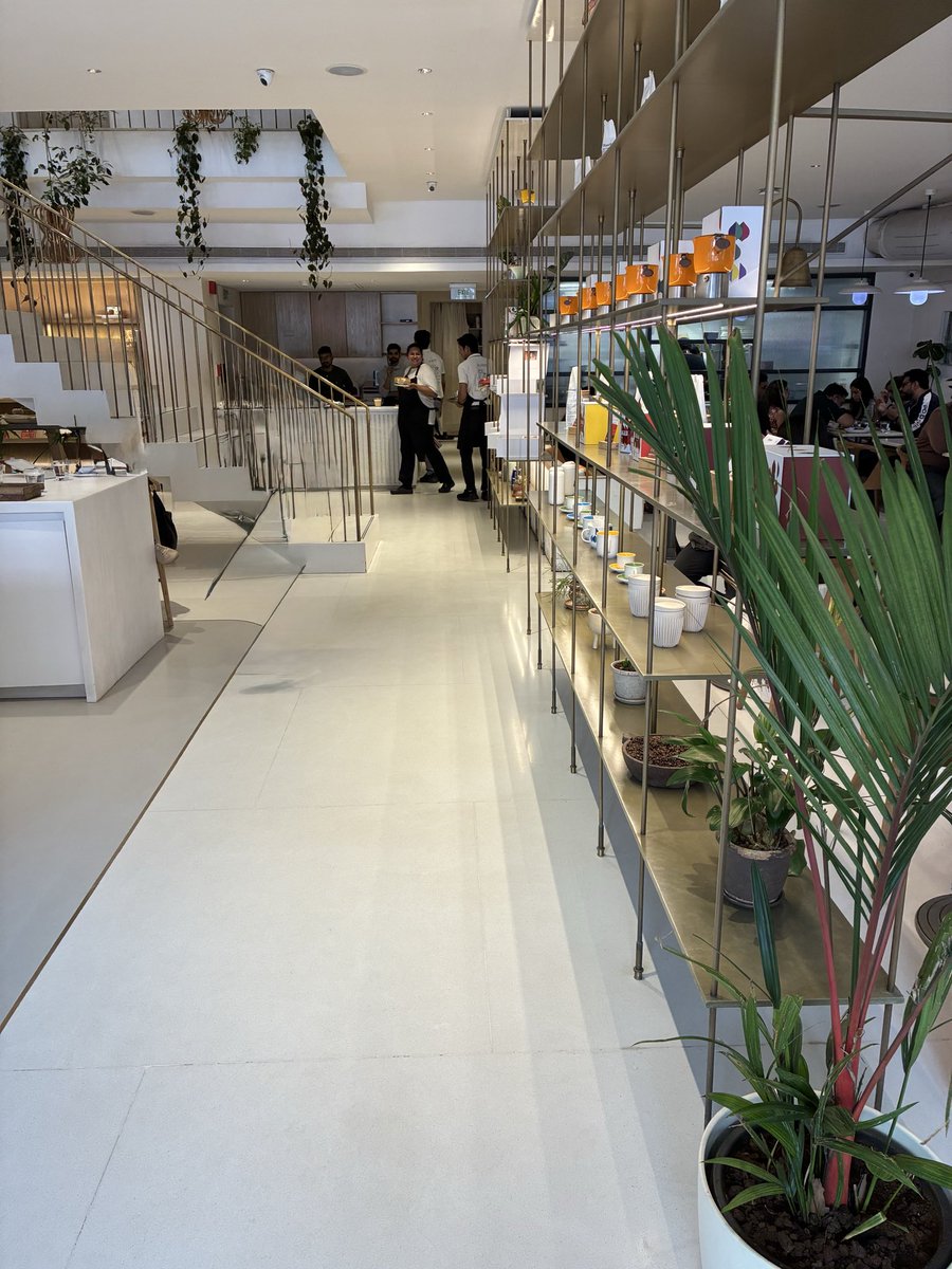 Indiranagar has a Palo Alto vibe, at least when it comes to coffee shops. Here’s one I found today —