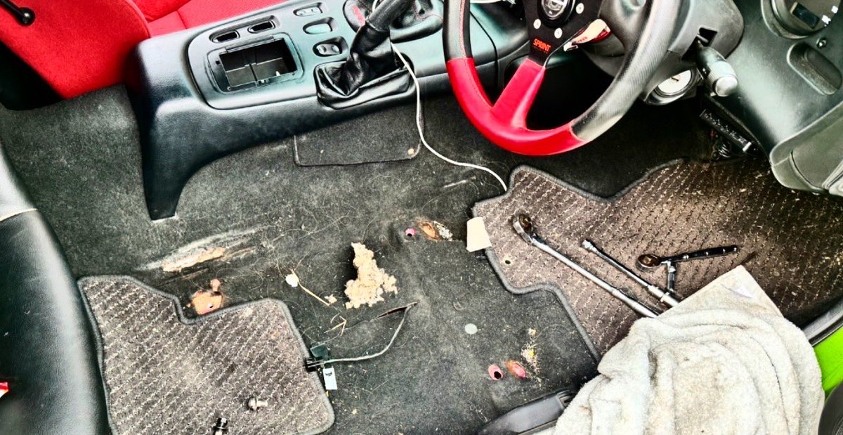 N君のお手伝いでひとつずつ進めています。