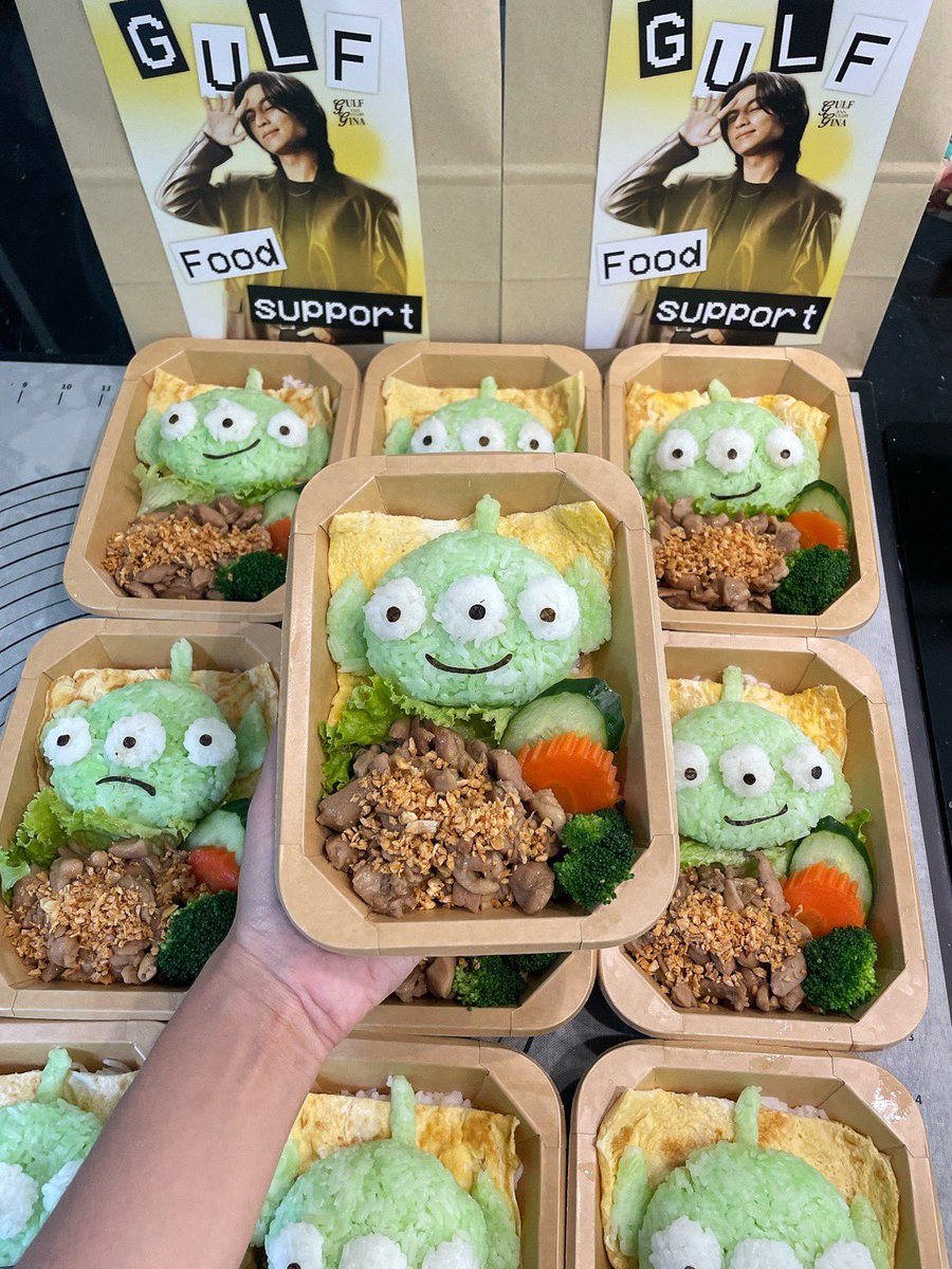 GulfGinafanclub's tweet photo. GULFGINA FOOD SUPPORT 🍱💛
- Food support เติมพลังให้กับพี่กลัฟในวันนี้นะคะ เป็นกำลังใจให้พี่กลัฟนะคะ🫶🏻

– #GulfGinaFoodSupport –

GULF FAN CONCERT
#GulfEternalFancon2025
#GulfEternalBackHome
#gulfkanawut #กลัฟคณาวุฒิ 
#กลัฟจีน่า #gulfgina 
#gulfginafanclub https://t.co/UgxXeCIReG