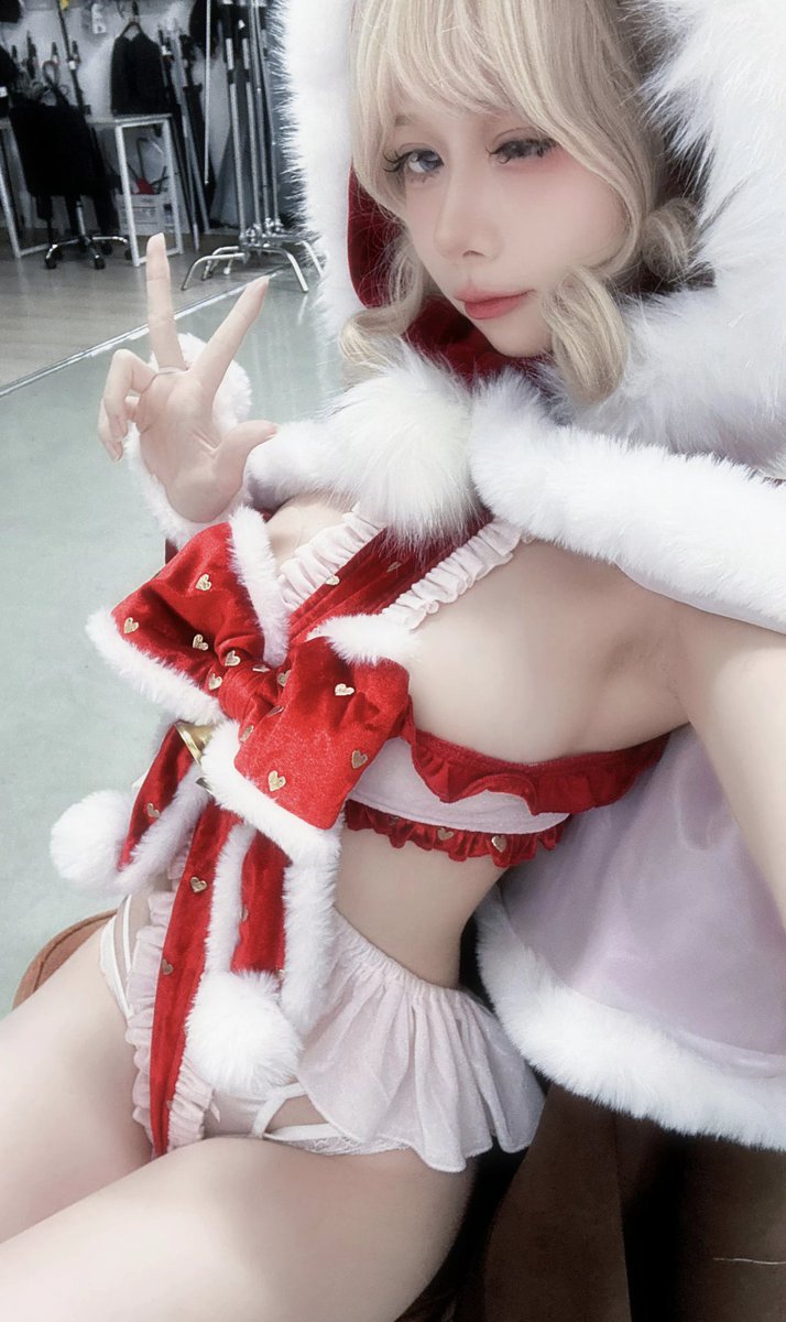 Wuuuu05's tweet photo. 🎄 https://t.co/57pIjks25R