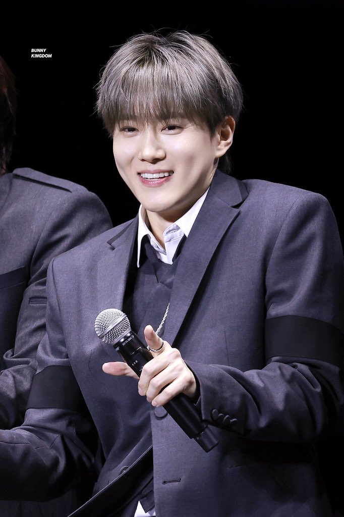 EXOGlobal's tweet photo. [HQ] 251214 #SUHO @ EXO’verse Fanmeeting - Show 1 
cr. BUNNYKINGD40522

#EXOverse
#EXO #엑소 @weareoneEXO https://t.co/54RK3n8bf0